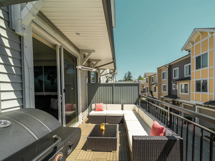 170-9718 161a, Surrey, BC, V4N 6S7 - 9