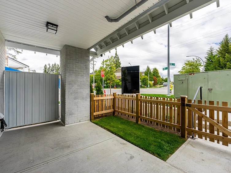 101-3315 148 Street, Surrey, BC, V4P 0H5 - 2