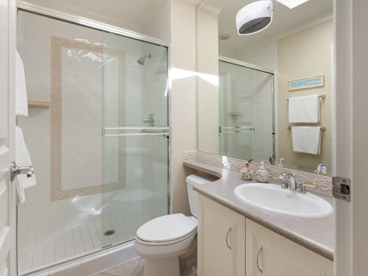 204-2418 Marine Drive, West Vancouver, BC, V7V 1L1 - 21