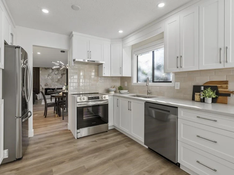 11566 River Road, Surrey, BC, V3V 2V7 - 11