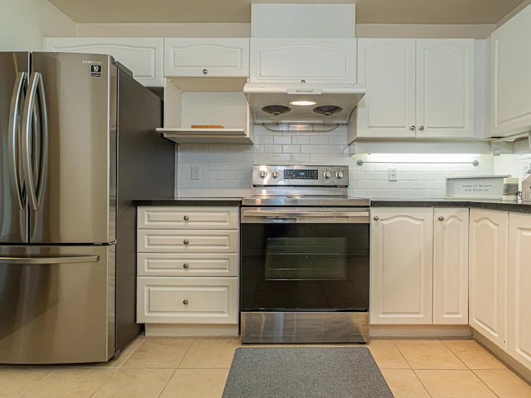 404-7326 Antrim Avenue, Burnaby, BC, V5J 4M8 - 12
