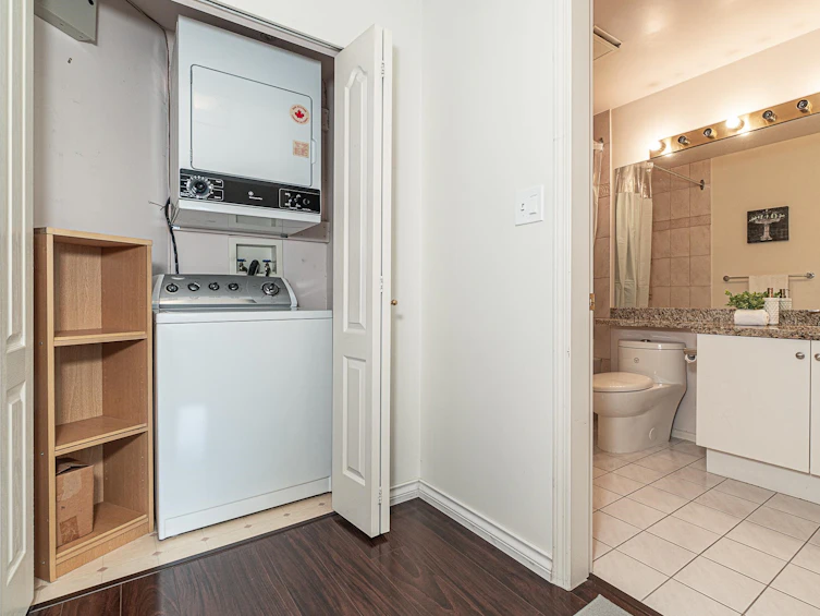 404-7326 Antrim Avenue, Burnaby, BC, V5J 4M8 - 23