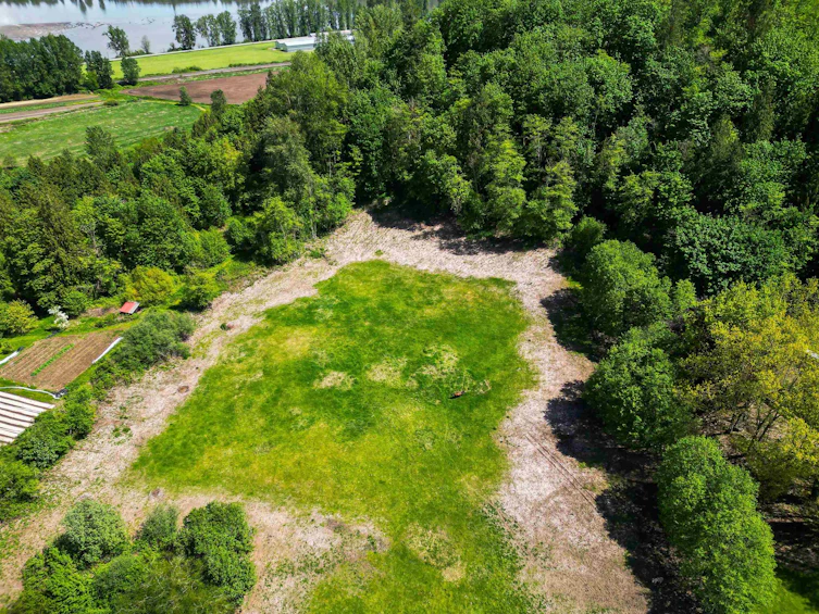 8410 Bradner Road, Abbotsford, BC - 11