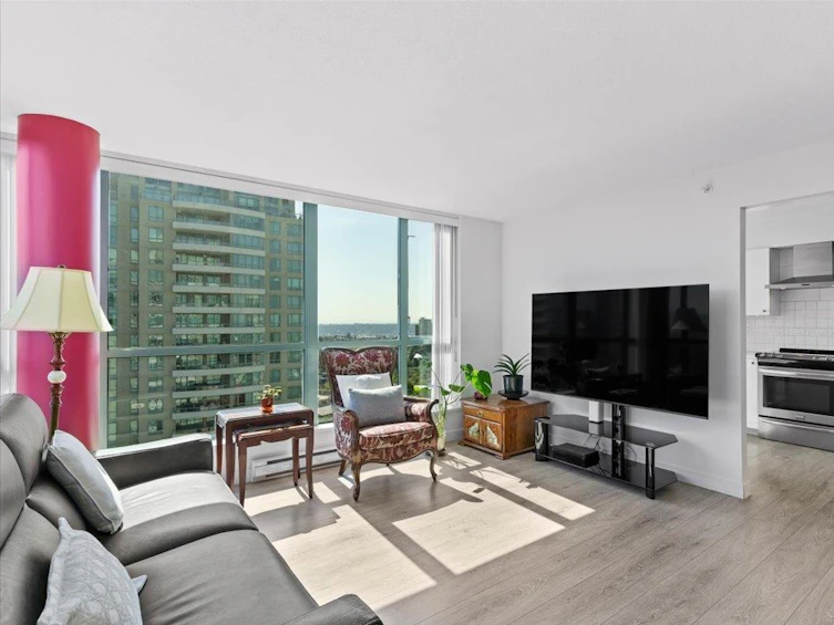 1601-6611 Southoaks Crescent, Burnaby, BC, V5E 4L5 - 2