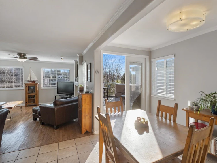 835 Stevens Street, Surrey, BC, V4B 4X3 - 8