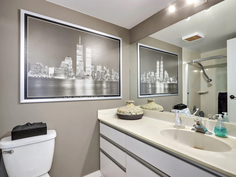 101-145 St. Georges Avenue, North Vancouver, BC, V7L 3G8 - 21