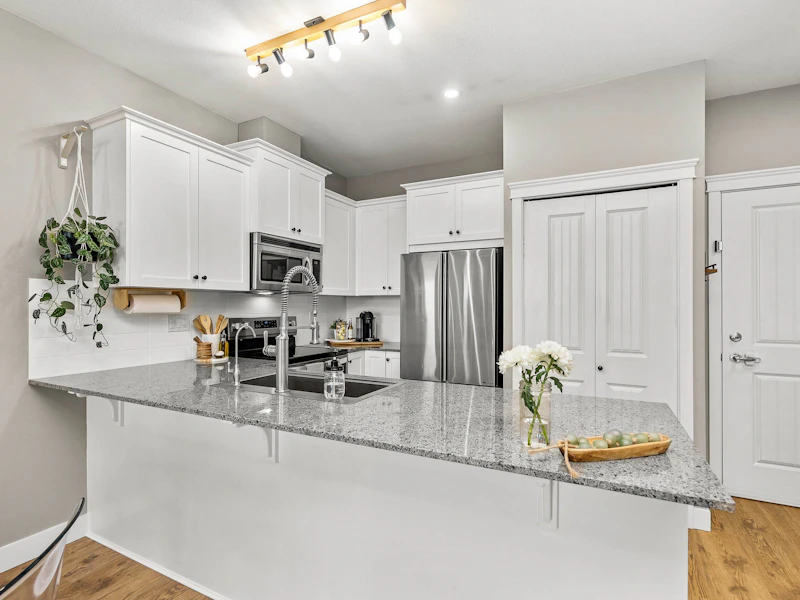 414 - 17712 57a Avenue, Surrey BC V3S 1J1
