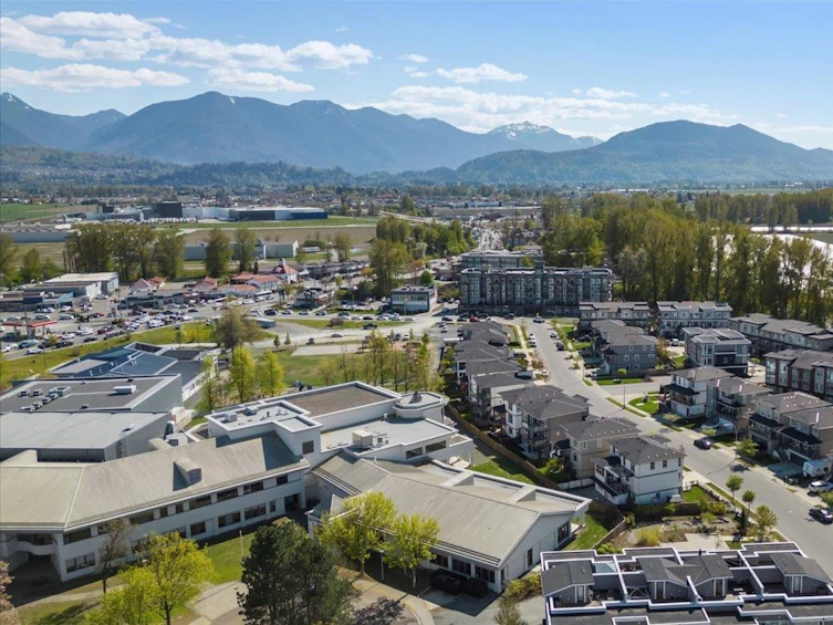 413-45562 Airport Road, Chilliwack, BC, V2P 0J8 - 32
