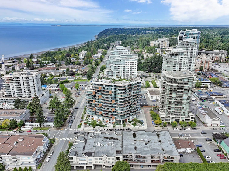 703-1439 George Street, Surrey, BC, V4B 0B9 - 2