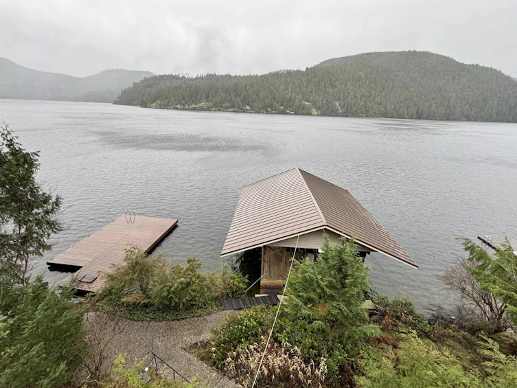 117-7101 Sakinaw Woods Drive, Pender Harbour Egmont, BC, V0N 2H1 - 2