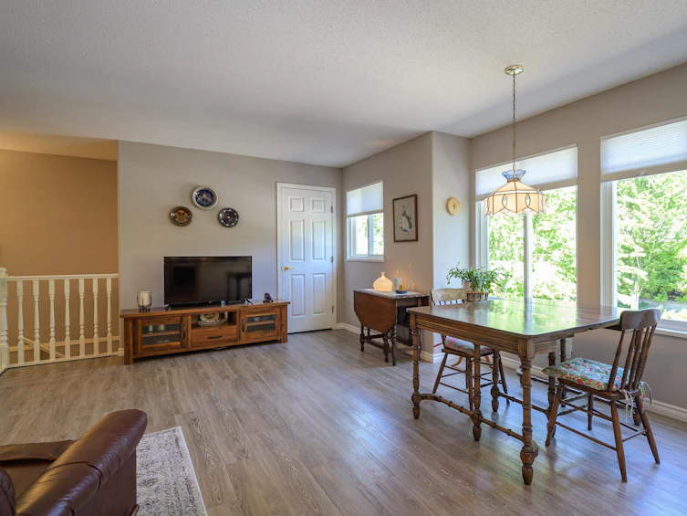 255-13888 70, Surrey, BC, V3W 0R8 - 9