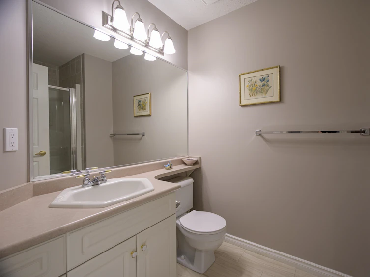 255-13888 70, Surrey, BC, V3W 0R8 - 29