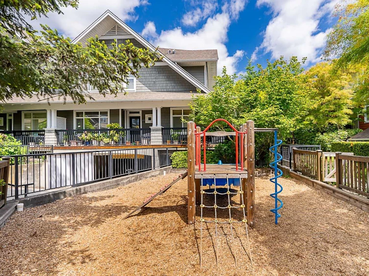 55-6878 Southpoint Drive, Burnaby, BC, V3N 5E4 - 32