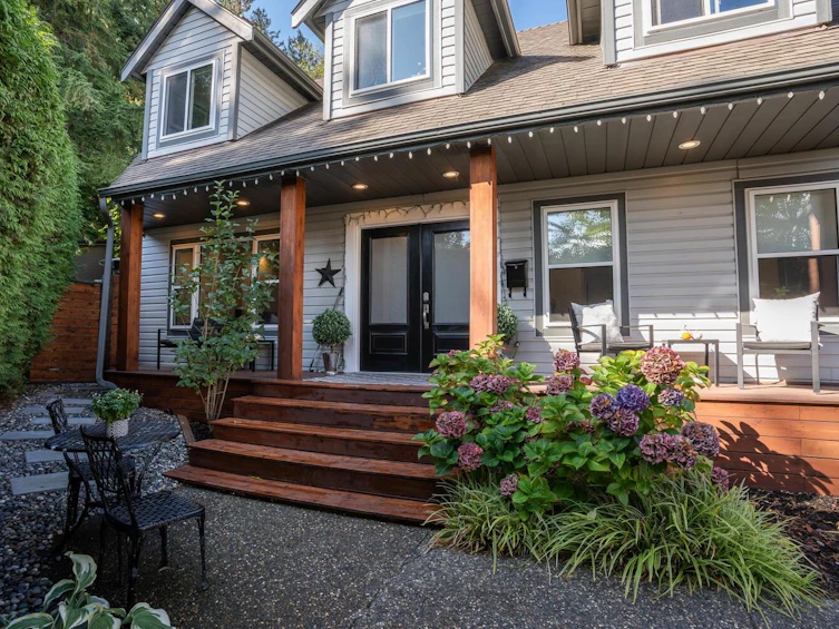 5244 Cambridge Court, Delta, BC, V4M 3Z1