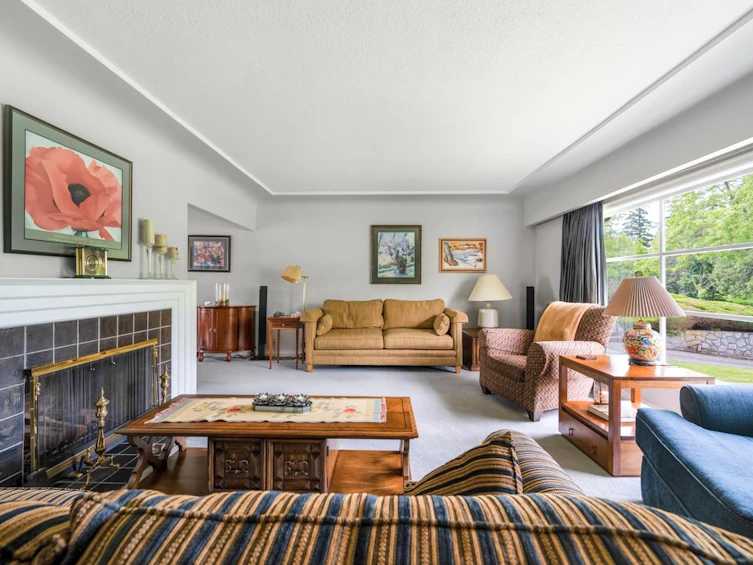 936 W 37th Avenue, Vancouver, BC, V5Z 2L5 - 4