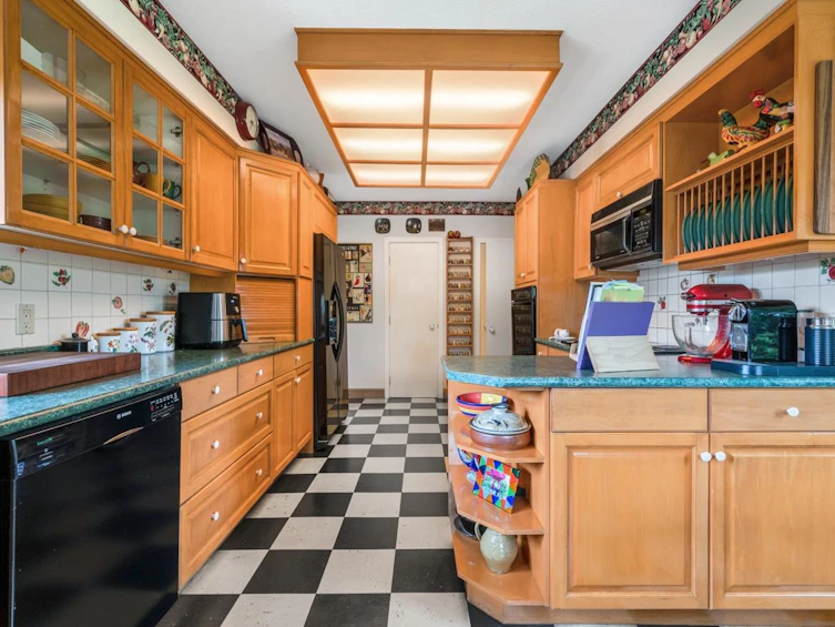 936 W 37th Avenue, Vancouver, BC, V5Z 2L5 - 8