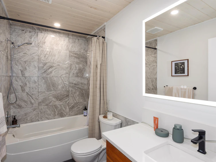 14605 Squamish Valley Road, Squamish, BC, V0N 1H0 - 5