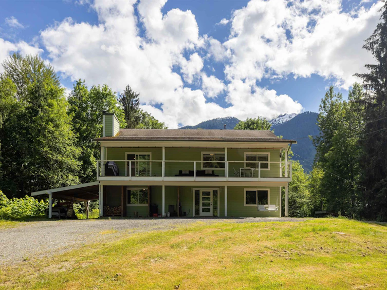 14605 Squamish Valley Road, Squamish, BC, V0N 1H0 - 31