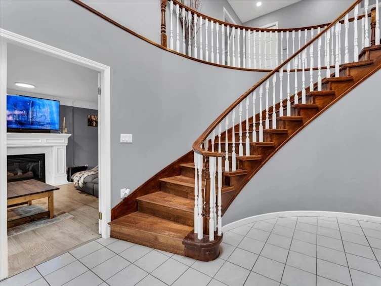 7844 160a Street, Surrey, BC, V4N 0T7 - 7