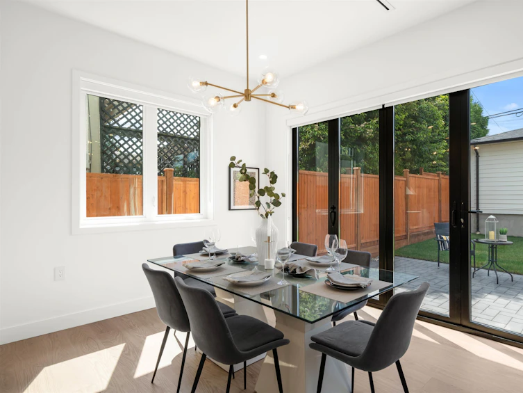 2-312 East 40th Avenue, Vancouver, BC, V5W 1L9 - 5
