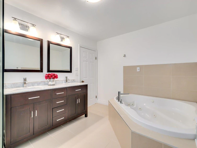 14263 16a Avenue, Surrey, BC, V4A 6G6 - 18