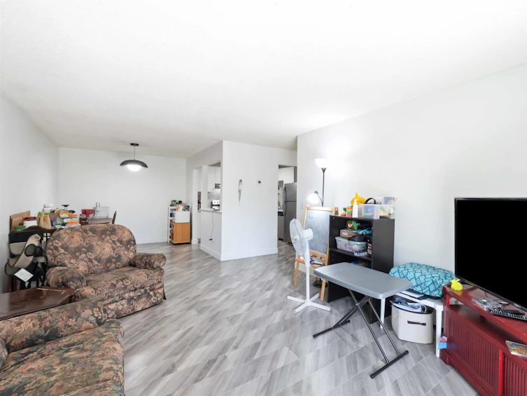 106-32870 George Ferguson, Abbotsford, BC, V2S 7K1 - 7