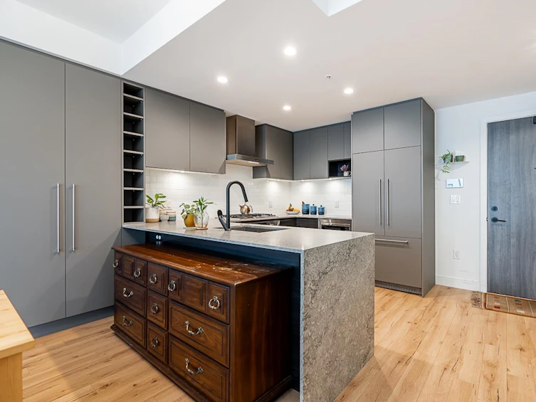 425-3131 Murray Street, Port Moody, BC, V3H 0L9 - 8