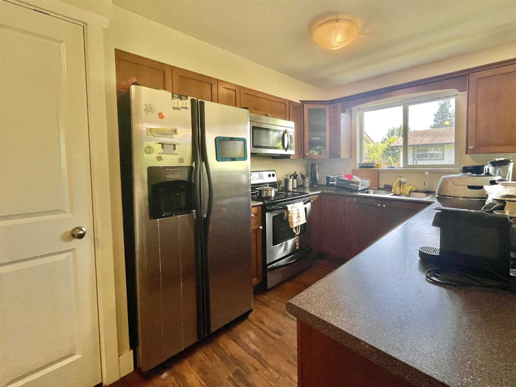 16-624 Shaw Road, Gibsons, BC, V0N 1V8 - 2