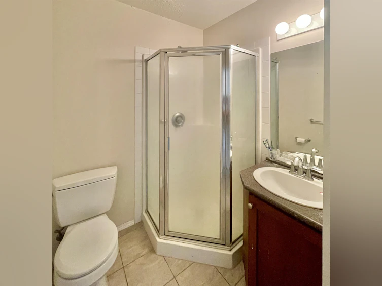 16-624 Shaw Road, Gibsons, BC, V0N 1V8 - 4