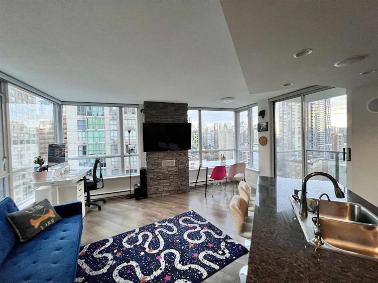 1402-1212 Howe Street, Vancouver, BC, V6Z 2M9 - 2