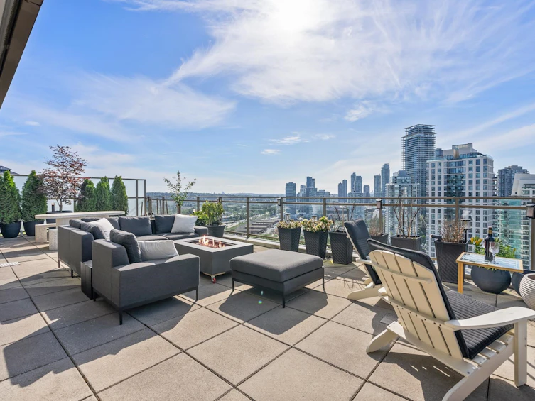 2301-5311 Goring Street, Burnaby, BC, V5B 0B5 - 3