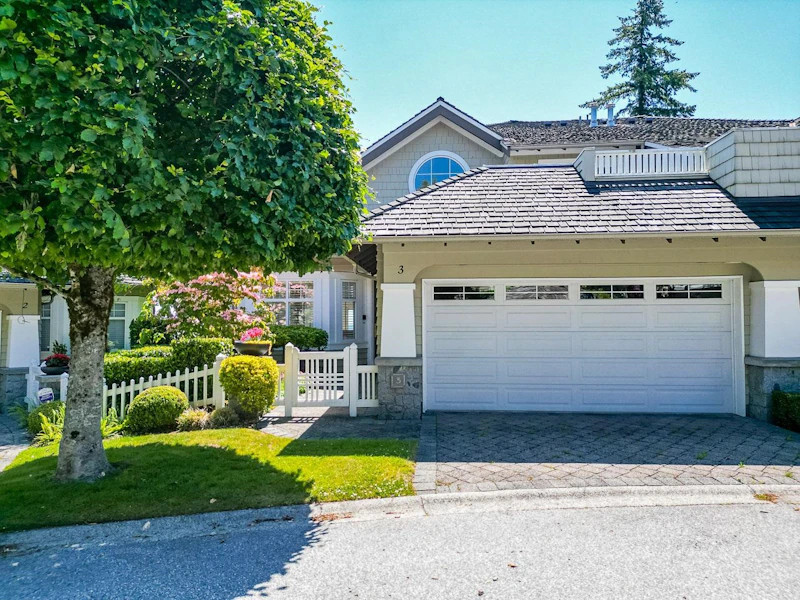 3 - 5110 Alderfeild Place, West Vancouver BC V7W 2W7