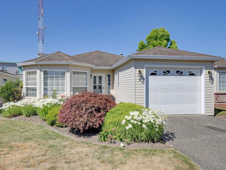 6-8500 Young Road, Chilliwack, BC, V2P 4P1