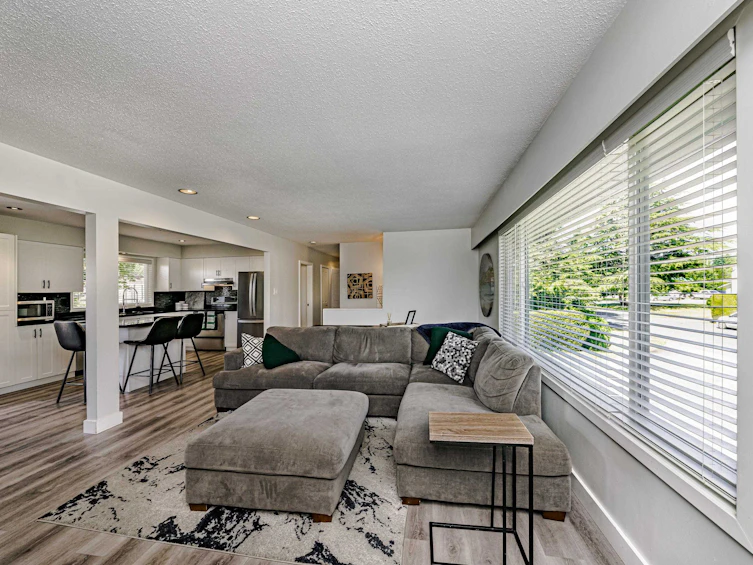 5102 11a Avenue, Delta, BC, V4M 1Z8 - 5