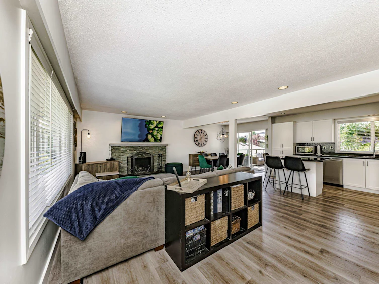 5102 11a Avenue, Delta, BC, V4M 1Z8 - 6