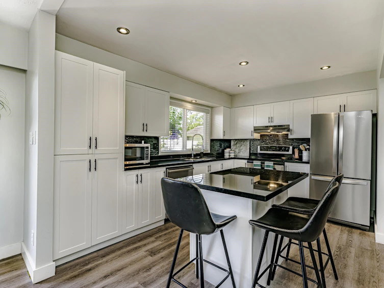 5102 11a Avenue, Delta, BC, V4M 1Z8 - 9