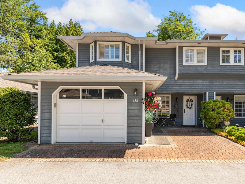 128 - 16335 14th Avenue, Surrey BC V4A 1H2
