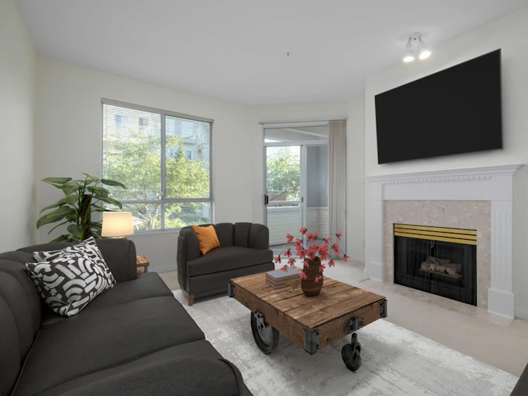 303-360 East 36th Avenue, Vancouver, BC, V5W 4B9