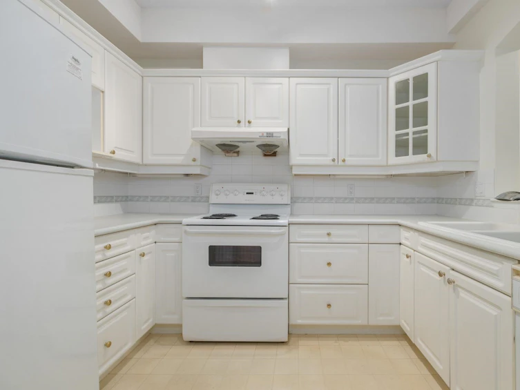303-360 East 36th Avenue, Vancouver, BC, V5W 4B9 - 5