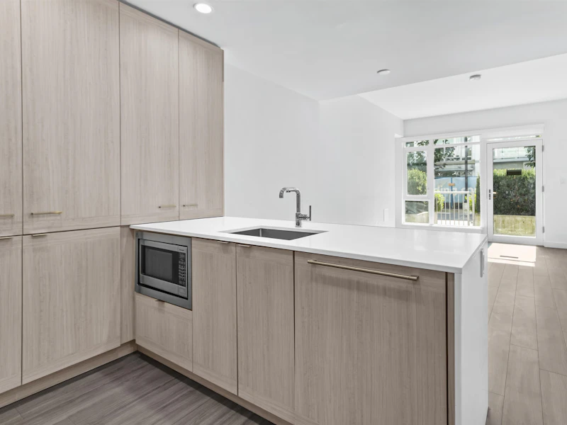 TH102 - 2351 Beta Avenue, Burnaby BC