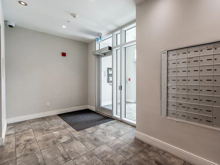 602-233 Kingsway, Vancouver, BC, V5T 3J5 - 4