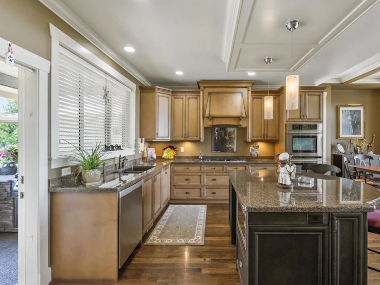 35798 Westview Boulevard, Abbotsford, BC, V3G 3G3 - 11