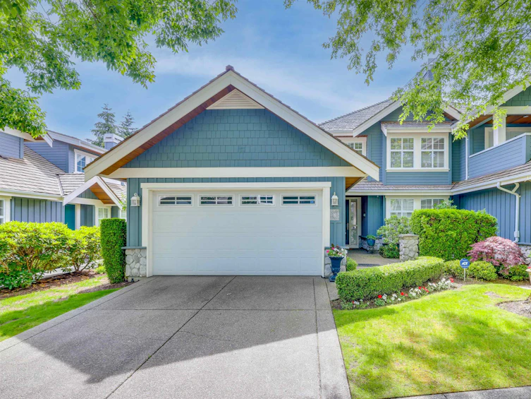 8-15715 34, Surrey, BC, V3Z 0J6
