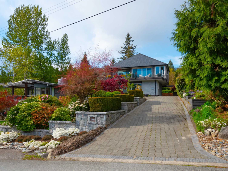 1881 Esquimalt Avenue, West Vancouver, BC, V7V 1S1 - 2