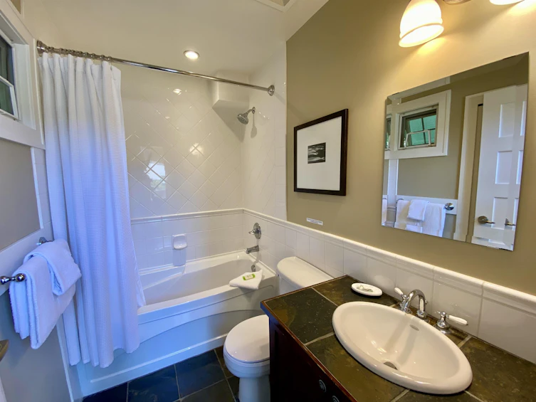 22A-2315 Mackinnon Road, Pender Island, BC, V0N 2M1 - 13