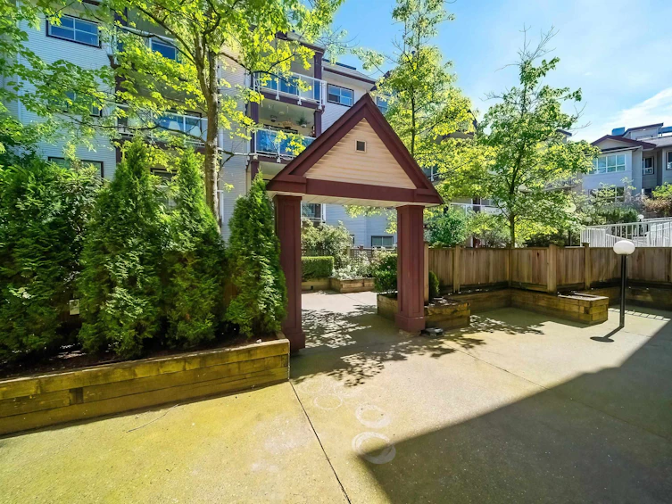102-3680 Rae Avenue, Vancouver, BC, V5R 2P5