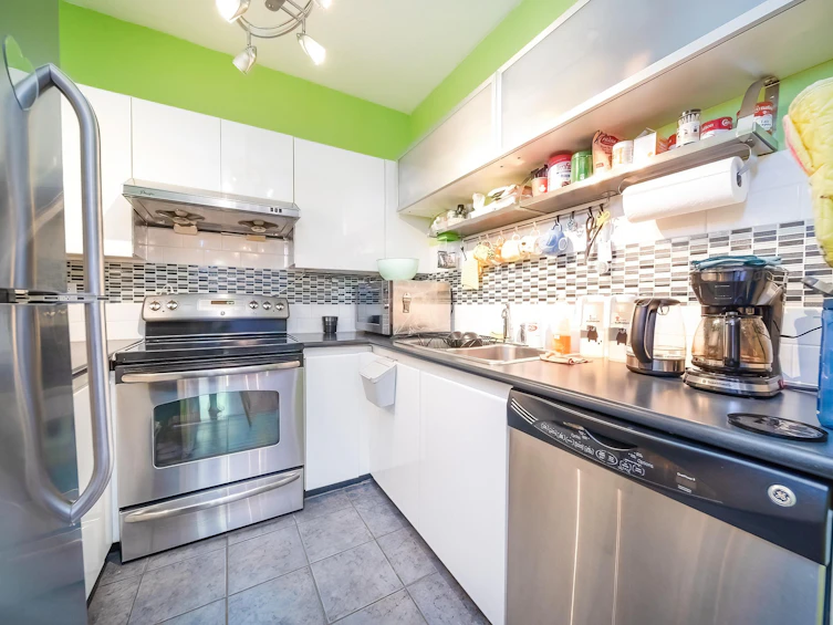 102-3680 Rae Avenue, Vancouver, BC, V5R 2P5 - 18