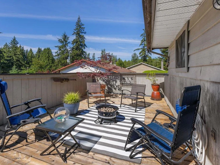 1058 Fircrest Road, Gibsons, BC, V0N 1V4 - 32