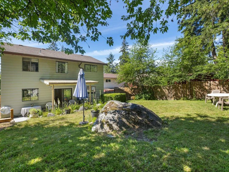1058 Fircrest Road, Gibsons, BC, V0N 1V4 - 37
