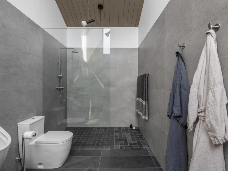 6975 Prescott Street, Vancouver, BC, V6N 1N2 - 23